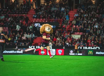 Ovalion sur le terrain