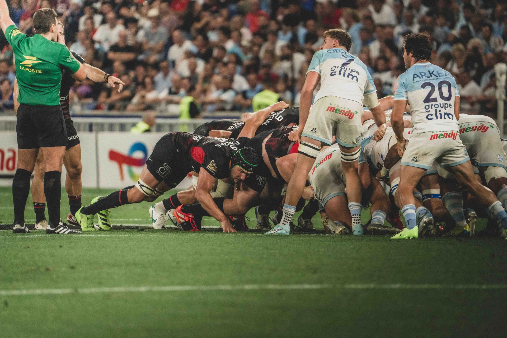 François Cros qui pousse en mêlée contre Bayonne